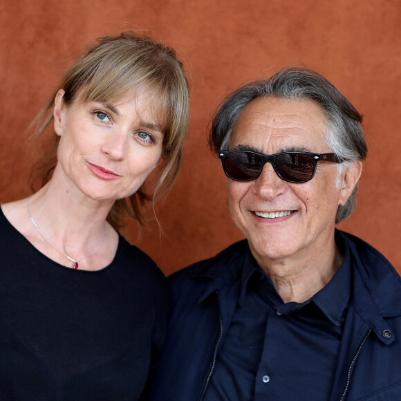 Richard Berry et sa femme Pascale Louange au village lors des internationaux de tennis de Roland Garros à Paris, France. © Jacovides-Moreau/Bestimage