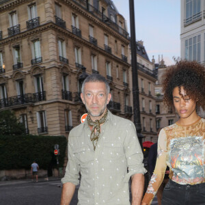 Exclusif - Vincent Cassel et sa compagne Tina Kunakey arrivent à la soirée Jean-Paul Gaultier "Scandal Discothèque" Party organisée à la Fondation Dosne-Thiers à Paris, le 4 juillet 2018.
