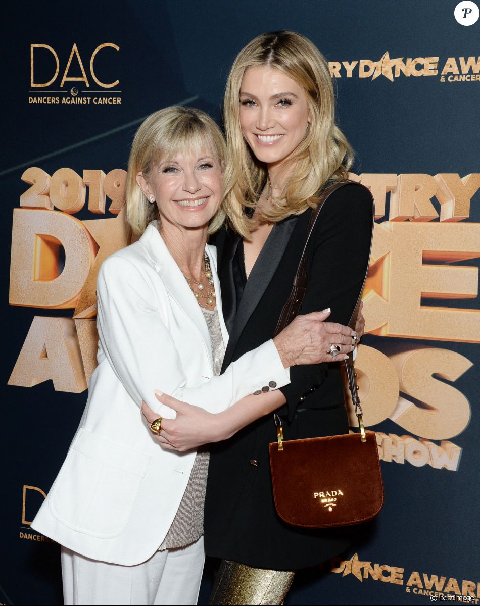 Olivia Newton-John, Delta Goodrem au photocall des "Industry Dance Awards 2019" à Los Angeles, le 14 août 2019.