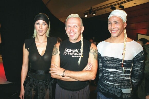 Loana et Steevy Boulay défilent pour Jean-Paul Gaultier en 2002