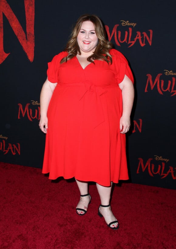 Chrissy Metz à la première de Mulan au théâtre El Capitan ans le quartier de Hollywood à Los Angeles, le 9 mars 2020 