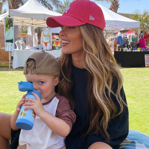 Caroline Receveur avec fils Marlon (2 ans) - Instagram