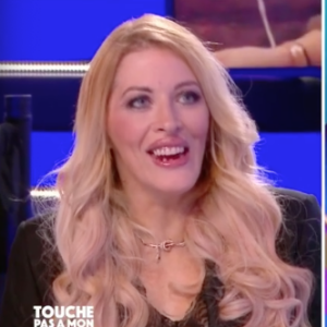 Loana évoque sa fille Mindy dans "Touche pas à mon poste", sur C8.