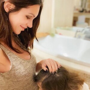 Julia Paredes enceinte de son deuxième enfant