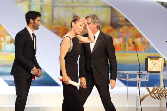 Tahar Rahim, Emmanuelle Bercot - Cérémonie de clôture du 68e Festival International du film de Cannes, le 24 mai 2015.