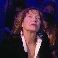 Jane Birkin les larmes aux yeux : la jolie surprise de Lou Doillon aux Victoires de la musique
