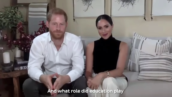 Le prince Harry et Meghan Markle en visioconférence avec la militante Malala Yousafzai, sur YouTube.