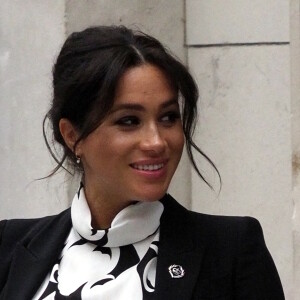 A l'occasion de la journée mondiale du droits des femmes, Meghan Markle (enceinte), duchesse de Sussex, a participé à une discussion conjointe avec le Trust "The Queen's Commonwealth" au King's College à Londres. Le 8 mars 2019.