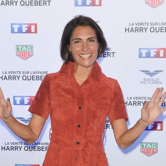 Alessandra Sublet - Avant-première de la série télévisée "La vérité sur l'affaire Harry Quebert" au cinéma Gaumont Marignan à Paris, France. © Coadic Guirec/Bestimage