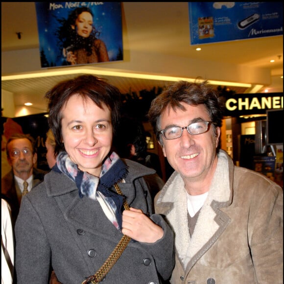 Valérie Bonneton et son homme - soirée de lancement des "petits anges portes bonheur" de Marionnaud