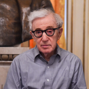 Woody Allen donne une conférence de presse pour annoncer qu'il va diriger l'opéra "Gianni Schichi" de Puccini à La Scala de Milan, le 2 juillet 2019.