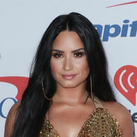 Info - Demi Lovato et Max Ehrich annulent leurs fiançailles - Demi Lovato - Photocall de la soirée "KIIS FM's iHeartRadio Jingle Ball 2017" à Inglewood le 1 er décembre 2017