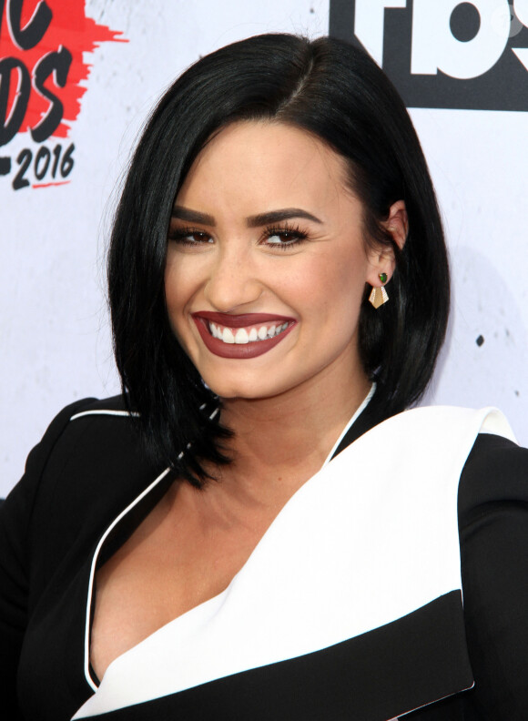 Demi Lovato - Photocall de la soirée des iHeartRadio Music Awards à Inglewood.