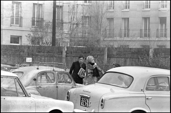 Archives - Brigitte Bardot et Serge Gainsbourg dans la rue