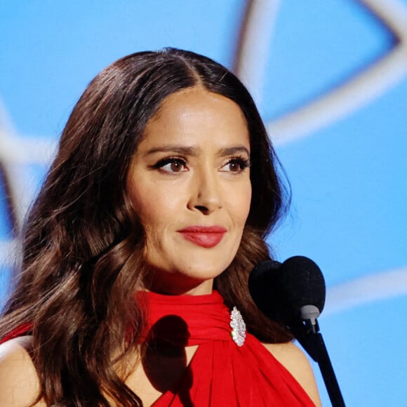 Salma Hayek lors de la 78ème cérémonie des Golden Globes au Rockefeller Center à New York le 28 février 2021.