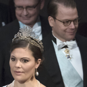 La princesse Victoria (en robe H&M) lors de la cérémonie des Prix Nobel à Stockholm, le 10 décembre 2016.