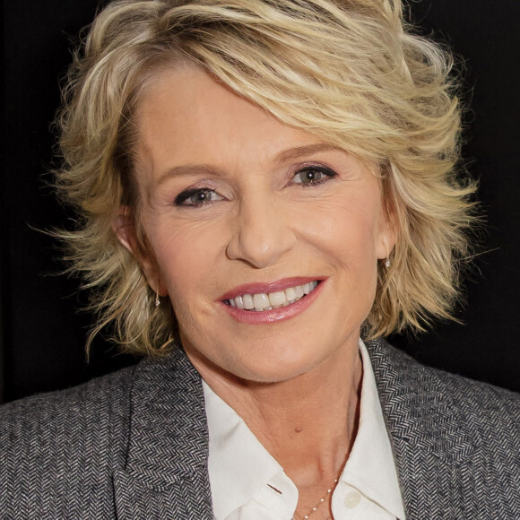 Exclusif - Sophie Davant - Backstage de l'enregistrement de l'émission "On est presque en direct" (OEED), présentée par L.Ruquier, et diffusée sur France 2 le 12 décembre 2020 © Jack Tribeca / Bestimage 