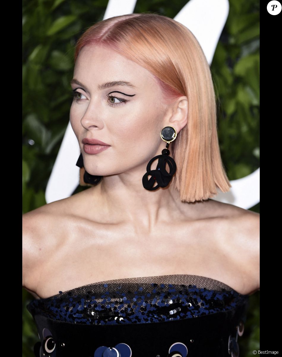 Zara Larsson - Soirée "Fashion Awards 2019" au Royal Albert Hall à Londres, le 2 décembre 2019. © Steve Vas / ZumaPress / Bestimage