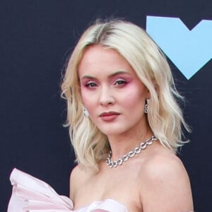 Zara Larsson - Les célébrités assistent à la soirée des MTV Video Music Awards à Newark. Le 26 août 2019.
