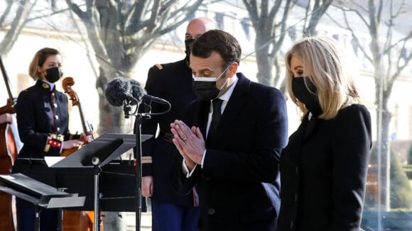 Emmanuel et Brigitte Macron émus et soudés pour l'hommage aux victimes du terrorisme