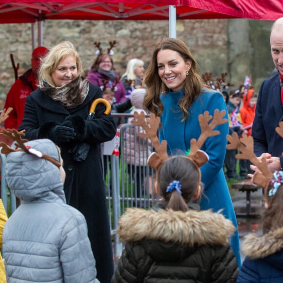 Le prince William, duc de Cambridge, et Catherine (Kate) Middleton, duchesse de Cambridge, rencontrent le personnel et les élèves lors d'une visite à la Holy Trinity Church of England First School à Berwick upon Tweed le deuxième jour d'une tournée de trois jours à travers le pays. Le 7 décembre 2020.