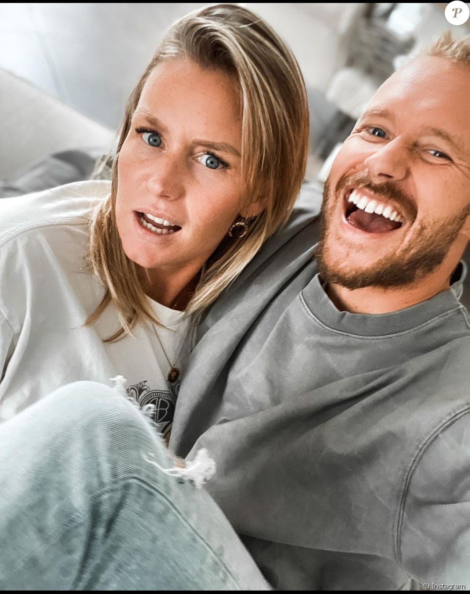 Aurélie Van Daelen Et Nicolas Aurélie Van Daelen aux urgences pour son fils Pharell : grosse frayeur... :  le diaporama - Purepeople