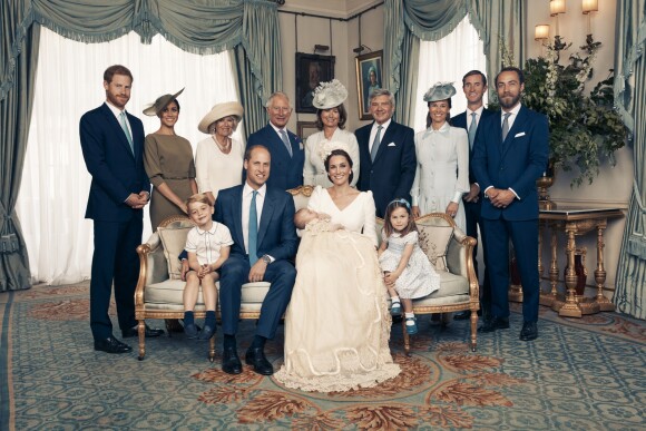 Exclusif - Photo officielle de la famille royale d'Angleterre lors du baptême du prince Louis en la chapelle St James à Londres. Le 9 juillet 2018