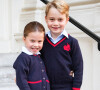 Le prince George de Cambridge et sa soeur La princesse Charlotte de Cambridge, première journée à l'école Thomas's Battersea, Londres.