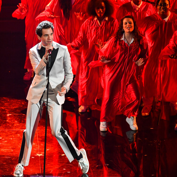 Mika en concert lors de la 70ème édition du festival de Sanremo, le 6 février 2020.