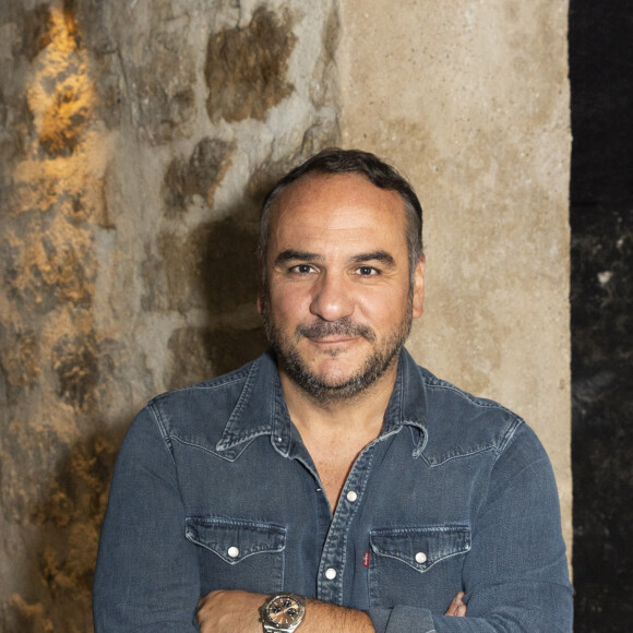 Exclusif - François-Xavier Demaison - Les acteurs du film Divorce Club se sont retrouvés autour d'un déjeuner au restaurant Chai 33 à Bercy Village puis à l'UGC Ciné Cité Bercy, pendant leur journée marathon en région parisienne dans plusieurs cinémas, à l'occasion de la sortie du film le 15 juillet. © Jack Tribeca / Bestimage 