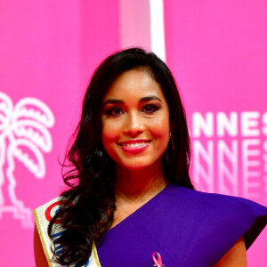 Clémence Botino, Miss France 2020, durant la soirée d'ouverture de Canneseries saison 3 au Palais des Festivals à Cannes, le 9 octobre 2020. © Bruno Bebert / Bestimage