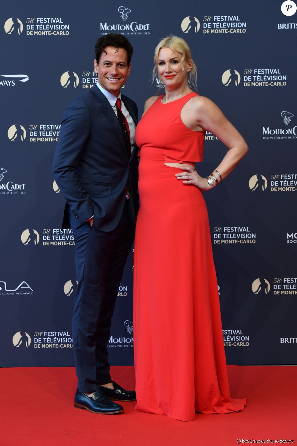 Ioan Gruffudd a demandé sa femme Alice Evans en divorce, après 13 ans de mariage.