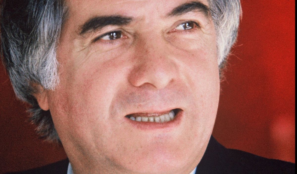 Jean-Claude Brialy : Son compagnon quitte son château, la ville de Meaux dans la tourmente face à cet héritage