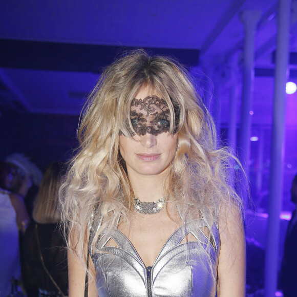 Pauline Lefèvre - Soirée "Bal Masqué" pour le 40ème anniversaire de la société Dorcel au Pavillon d'Armenonville à Paris, le 18 octobre 2019. © Christophe Aubert via Bestimage 
