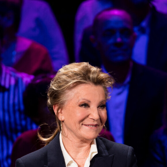 Exclusif - Sheila - Enregistrement de l'émission "La Boîte à secrets 4" à Paris. Le 23 janvier 2020. © Tiziano Da Silva / Bestimage