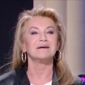 Sheila dans l'émission "Quotidien", présentée par Yann Barthès sur TMC.