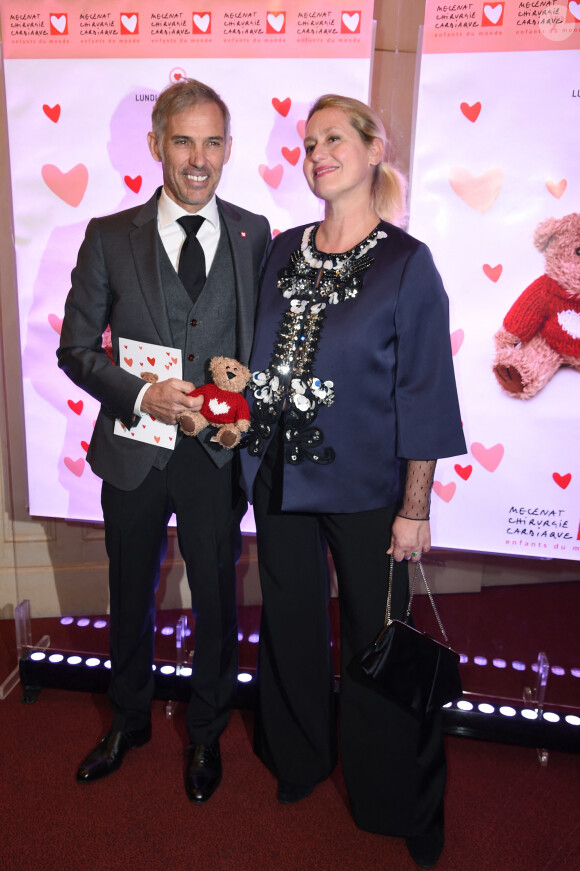 Paul Belmondo et sa femme Luana au photocall du Gala du Coeur au profit de l'association Mécénat Chirurgie Cardiaque dans la salle Gaveau de Paris, France, le 28 janvier 2019. Une soirée musicale exceptionnelle avec la participation de la Soprano Nathalie Manfrino. © Giancarlo Gorassini/Bestimage