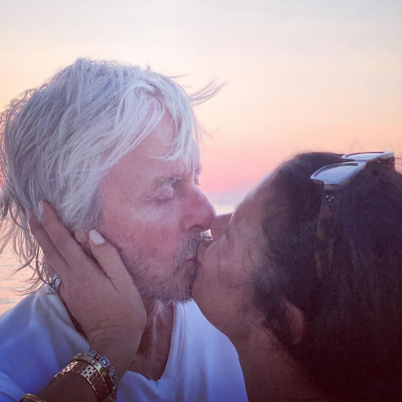 Catherine Zeta-Jones et son mari Michael Douglas. Janvier 2021.