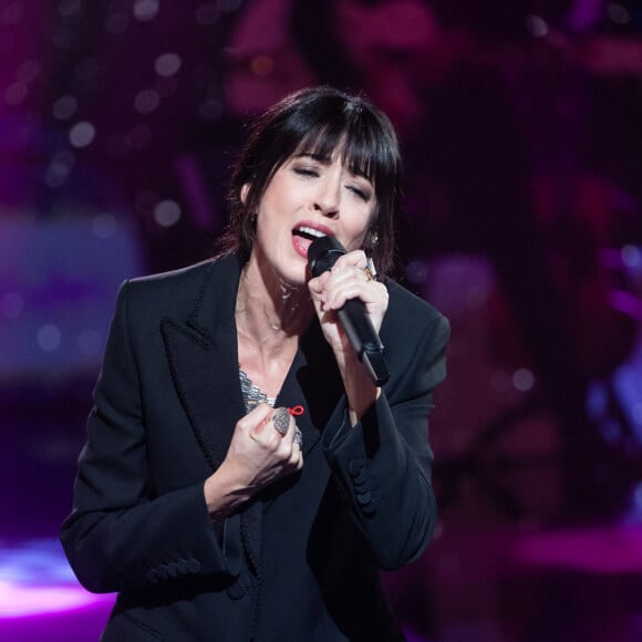 Exclusif - Nolwenn Leroy - Enregistrement de l'émission "Sidaction, ensemble contre le Sida - Merci Line" au Paradis Latin à Paris, qui sera diffusée le 27 mars sur France 2. Le 1er mars 2021.  © C.Guirec-C.Moreau / Bestimage 