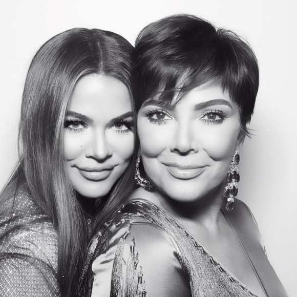 Khloé Kardashian et sa mère Kris Jenner. Novembre 2020.
