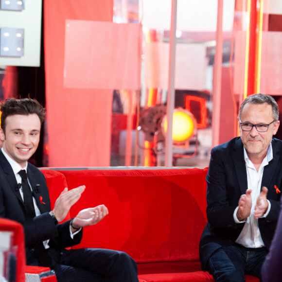 Michel Drucker, Tom Villa, Emmanuel Chaunu et Eric Antoine - Enregistrement de l'émisssion Vivement dimanche au studio Gabriel, presentée par Michel Drucker. © Guillaume Gaffiot / Bestimage