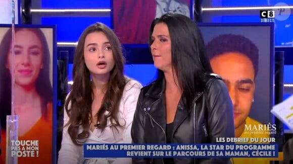 Anissa et sa maman Cécile de "Mariés au premier regard 2021" dans "Touche pas à mon poste", le 30 mars, sur C8