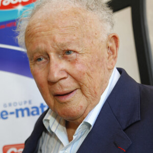 Exclusif - Philippe Bouvard pose à Cannes le 11 juillet 2018. 