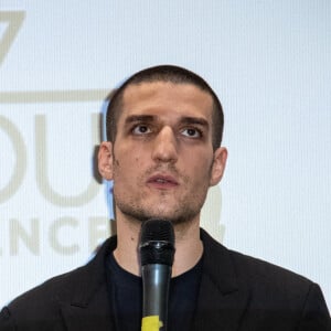 Laetitia Casta et son mari Louis Garrel lors de la première du film 'L'Homme fidèle' à Milan en Italie, le 6 avril 2019. 