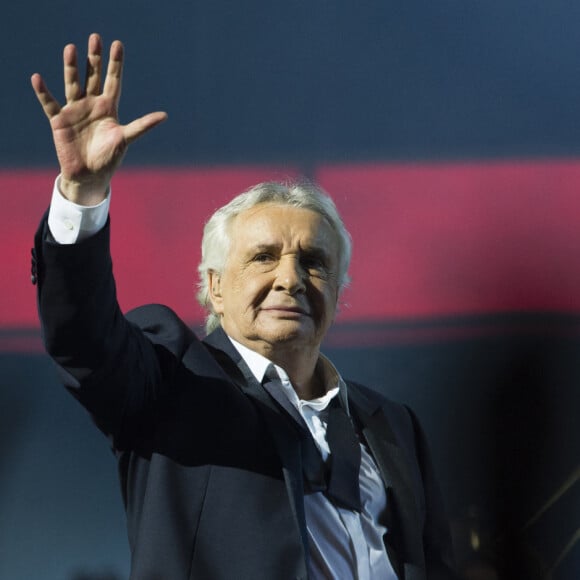 Exclusif -  Michel Sardou - Ultime concert de Michel Sardou pour la dernière date de son spectacle "La dernière danse" à la Seine Musicale à Boulogne-Billancourt le 11 avril 2018. Le chanteur a rassemblé plus de 400 000 spectateurs pour une tournée de 82 concerts. © Pierre Perusseau/Bestimage 