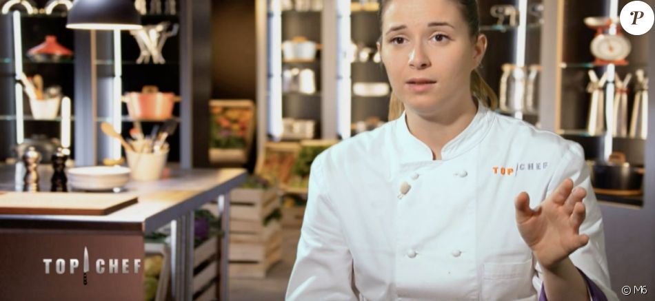 Sarah dans "Top Chef 2021" sur M6.