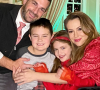 Alyssa Milano, son mari David Bugliari et leurs deux enfants, Milo et Elizabella. Décembre 2020.