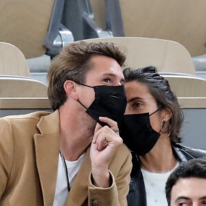 Exclusif -  Alessandra Sublet et son compagnon Jordan Deguen en tribune lors de la finale homme des internationaux de France de Roland Garros à Paris le 11 octobre 2020. © Dominique Jacovides / Bestimage