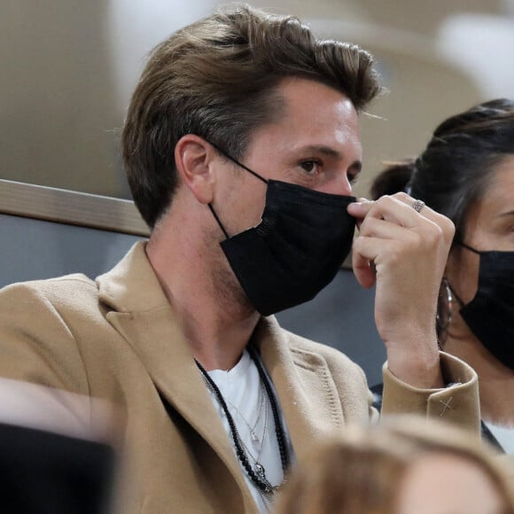 Exclusif - Alessandra Sublet et son compagnon Jordan Deguen en tribune lors de la finale homme des internationaux de France de Roland Garros à Paris le 11 octobre 2020. © Dominique Jacovides / Bestimage