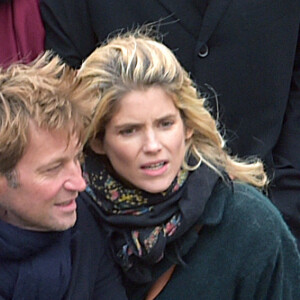 Laurent Delahousse et sa compagne Alice Taglioni lors de la cérémonie d'hommage national à Jean d'Ormesson à l'hôtel des Invalides à Paris le 8 décembre 2017. © Giancarlo Gorassini / Bestimage